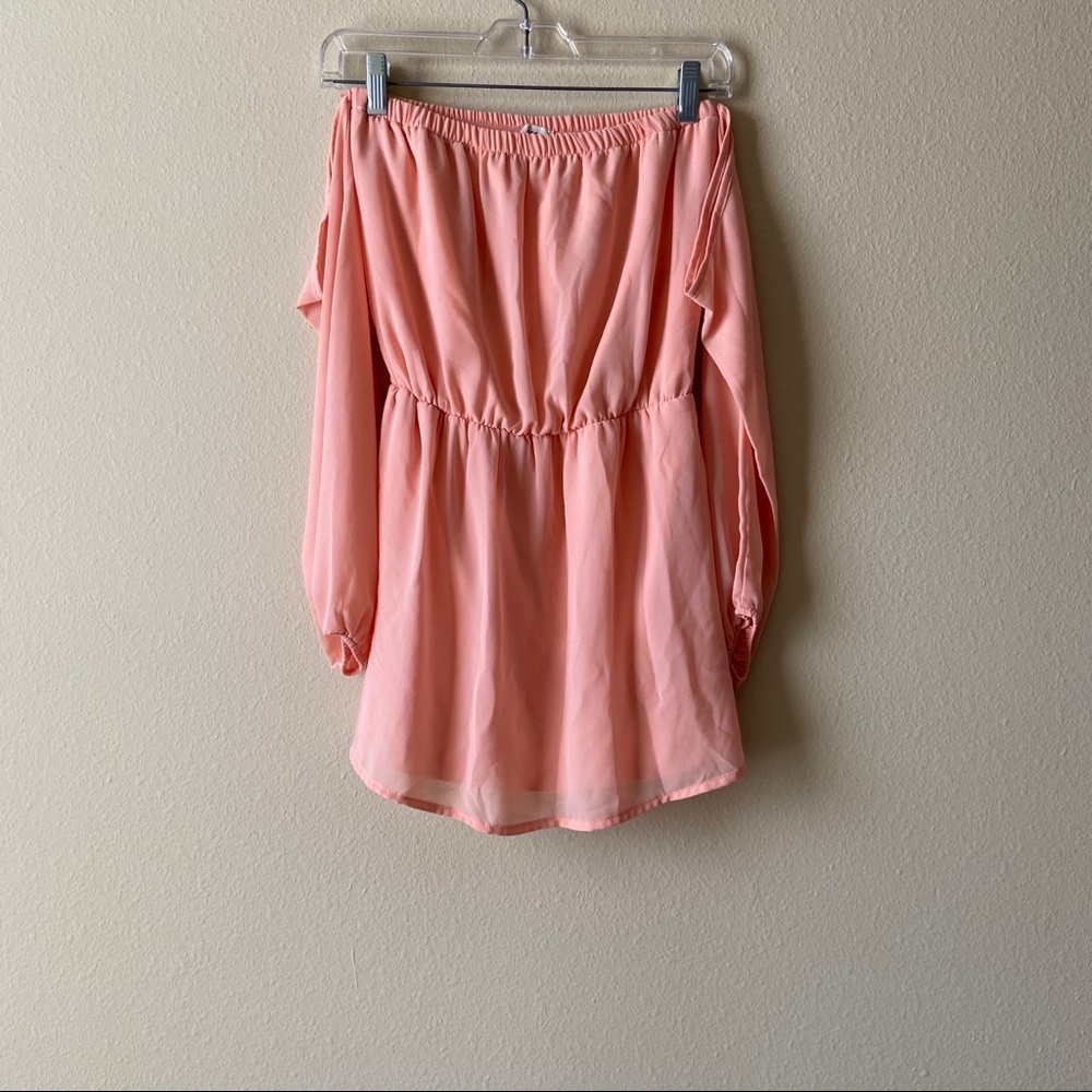Off The Shoulder Dress - Picture 5 of 8